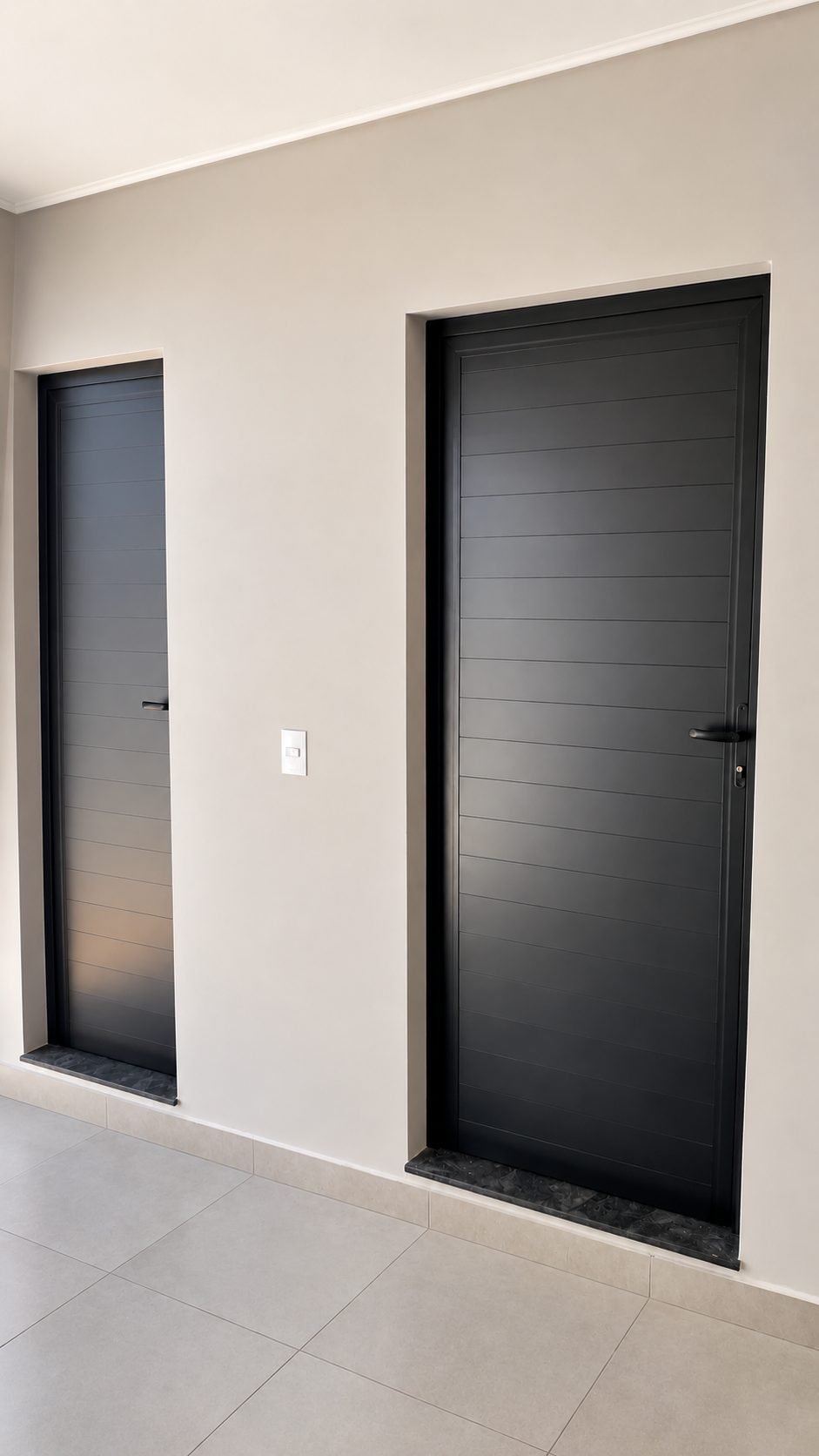 Esquadria de alumínio lambril preto